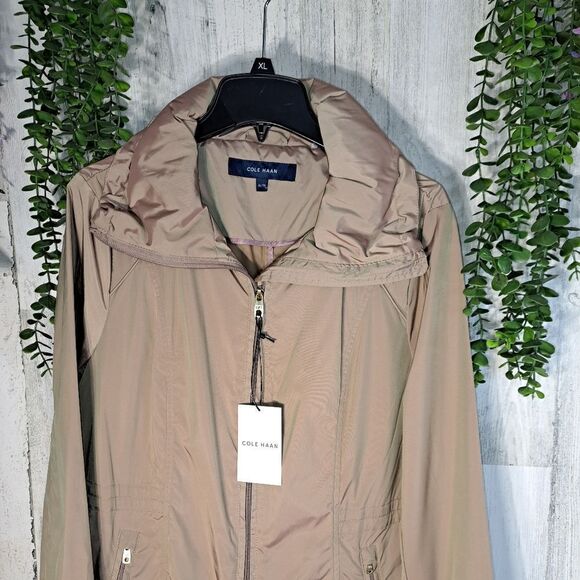 Cole Haan packable Raincoat in Brown - Picture 8 of 10